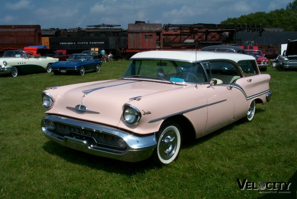 1957 Oldsmobile 88 Fiesta wagon