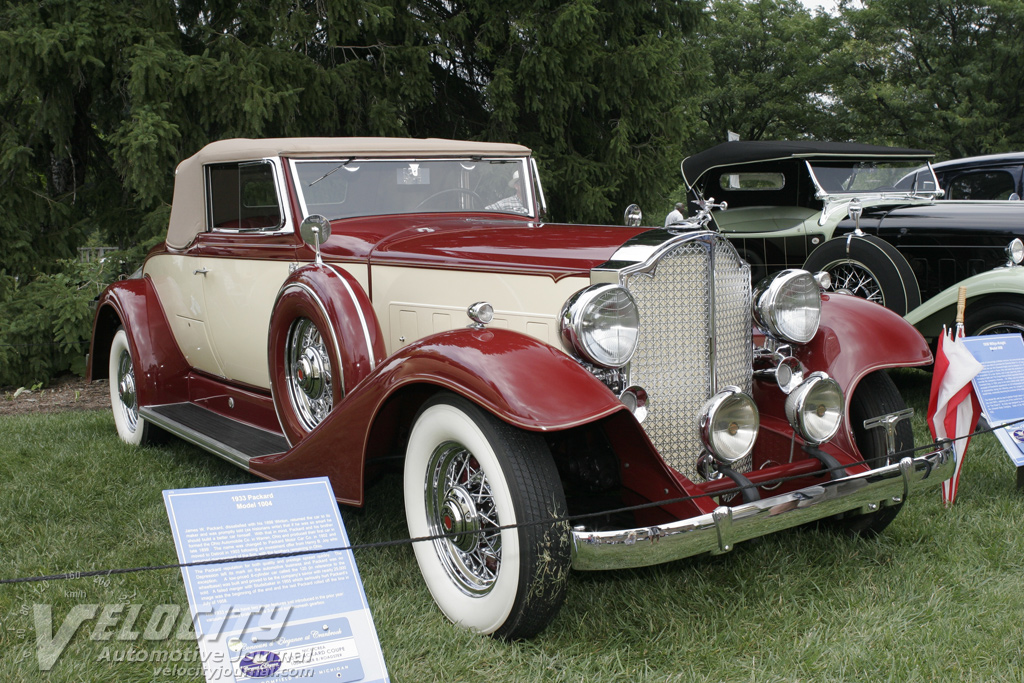 1933 Packard Super 8 Roadster