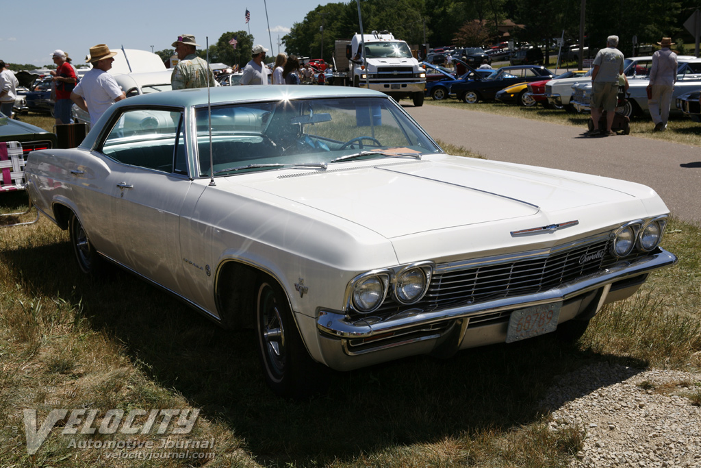 1965 Chevrolet Impala hardtop sedan