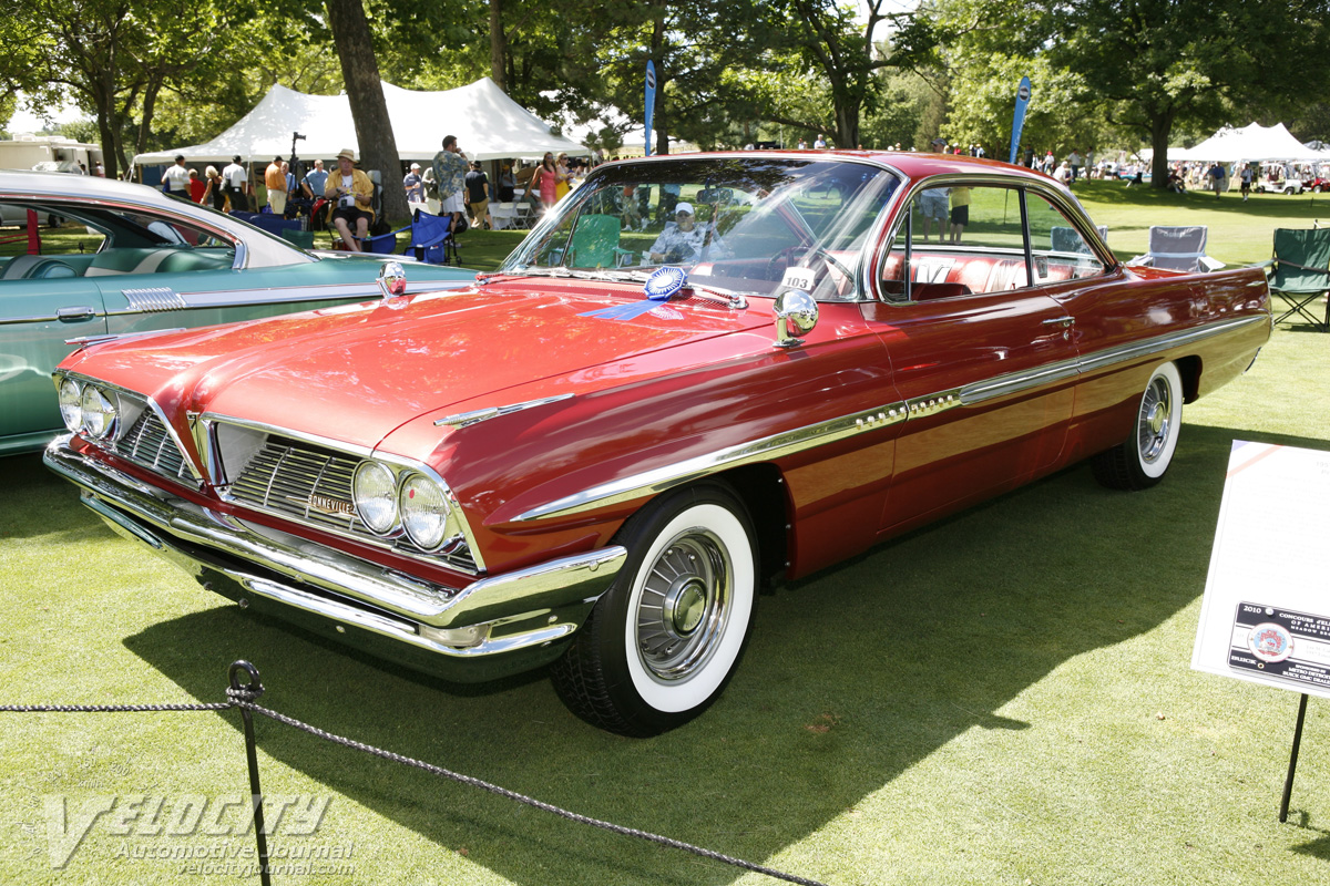 1961 Pontiac Bonneville coupe