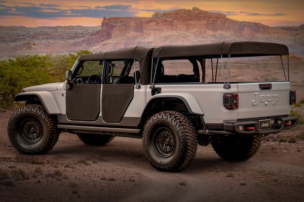 2025 Jeep Convoy