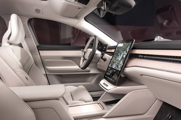 2026 Volvo ES90 Interior