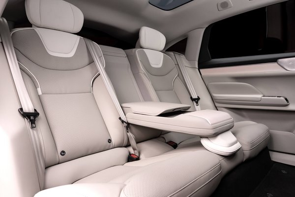 2026 Volvo ES90 Interior