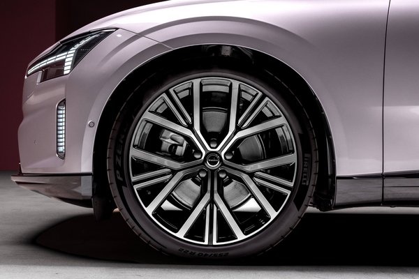 2026 Volvo ES90 Wheel