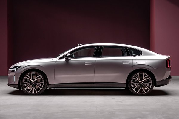 2026 Volvo ES90
