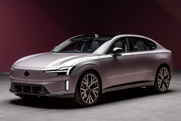 2026 Volvo ES90