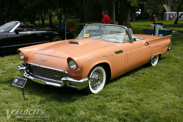 1957 Ford Thunderbird