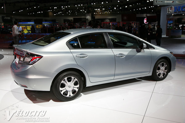 2013 Honda Civic Hybrid sedan