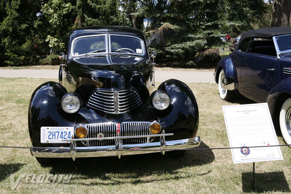 1941 Graham Hollywood sedan