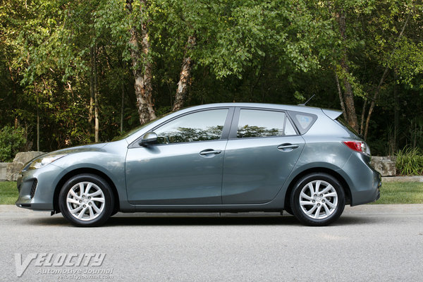 2012.5 Mazda MAZDA3 Grand Touring 5-door