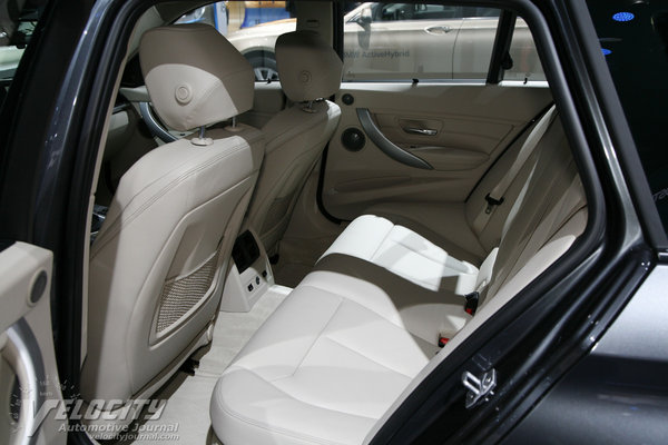 2013 BMW 3-Series Wagon Interior