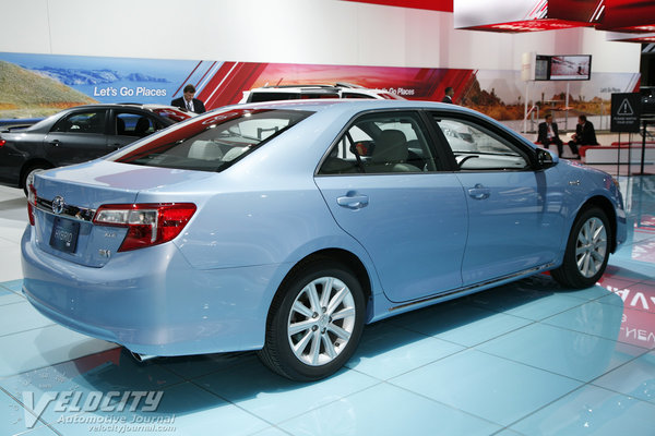 2013 Toyota Camry Hybrid