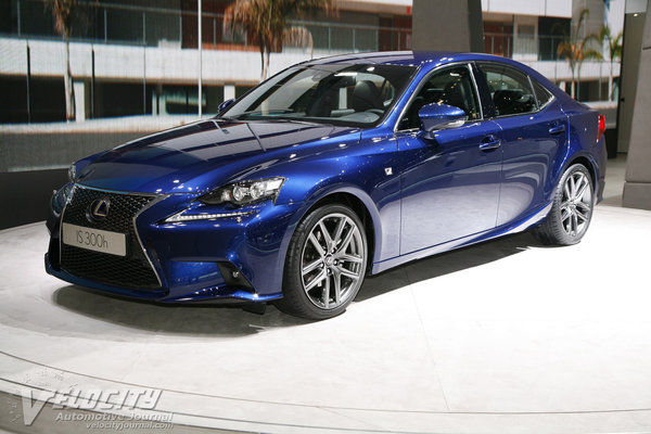 2014 Lexus IS 300h (non-US model)