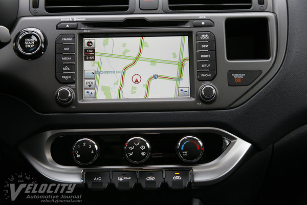 2013 Kia Rio 5-door Instrumentation