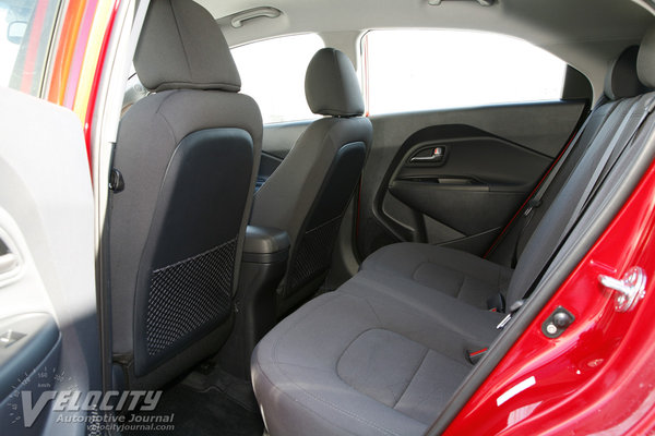 2013 Kia Rio 5-door Interior