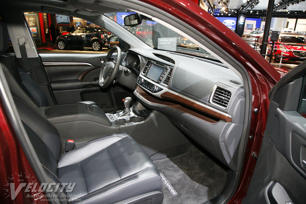 2014 Toyota Highlander Interior