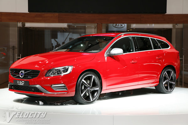 2014 Volvo V60 R-Design