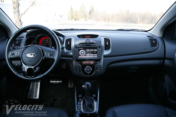 2013 Kia Forte Koup SX Instrumentation