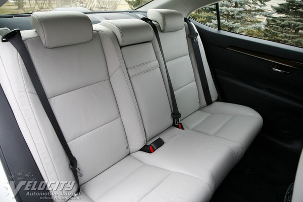 2013 Lexus ES 350 Interior