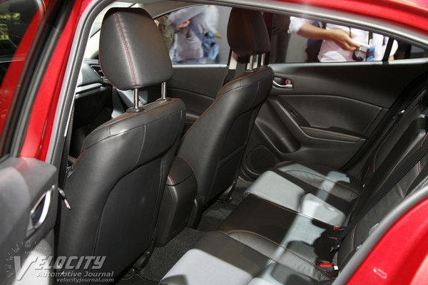 2014 Mazda Mazda3 sedan Interior