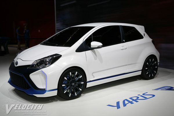 2013 Toyota Yaris Hybrid-R