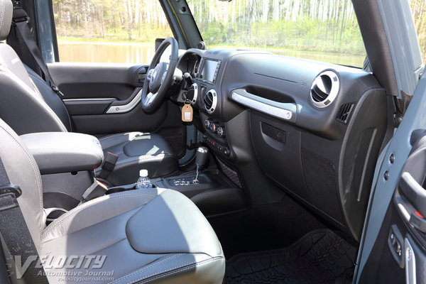 2014 Jeep Wrangler Interior