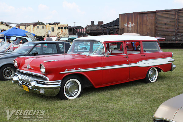 1957 Pontiac Super Chief Safari wagon