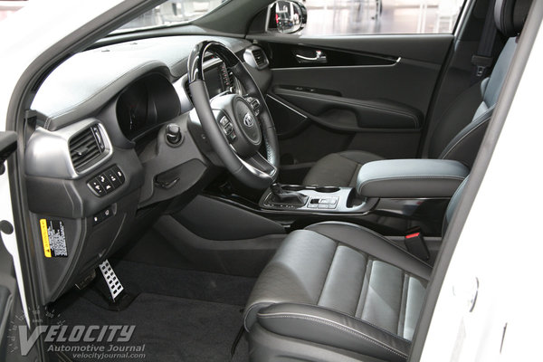 2016 Kia Sorento Interior