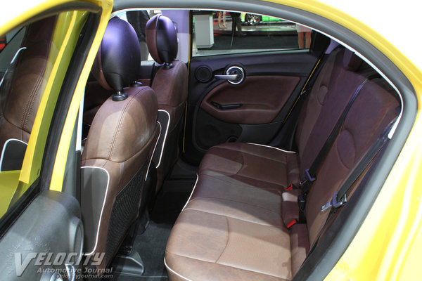 2016 Fiat 500 X Interior