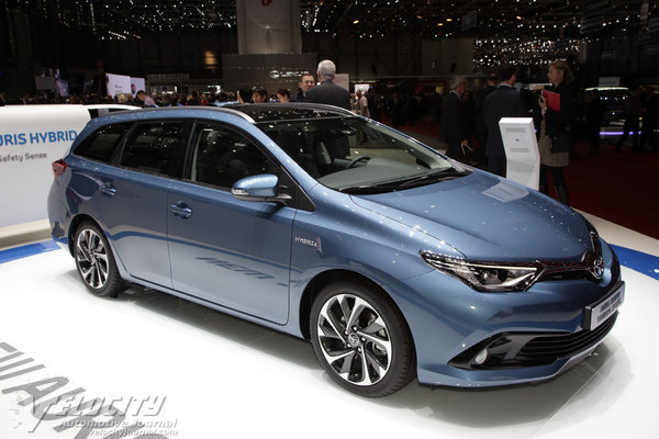 2015 Toyota Auris wagon