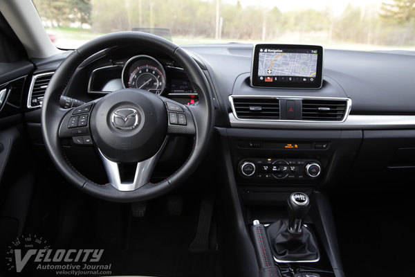 2015 Mazda Mazda3 5d Instrumentation