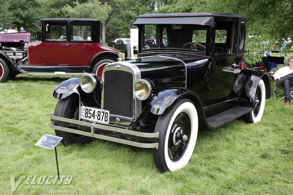 1925 Oakland Landau Coupe