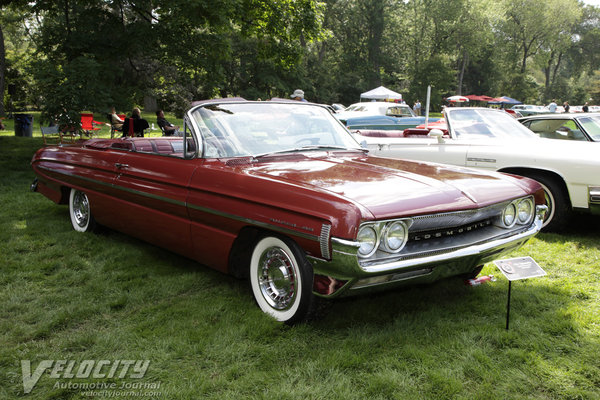 1961 Oldsmobile Super 88 Starfire Convertible