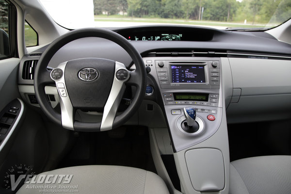 2015 Toyota Prius Instrumentation