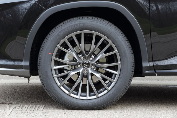 2016 Lexus RX450h Wheel