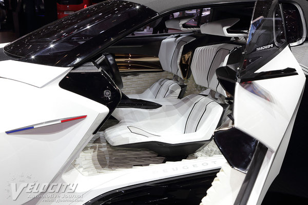 2015 Peugeot Fractal Interior