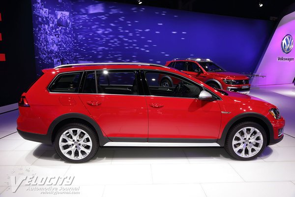 2017 Volkswagen Golf SportWagen Alltrack