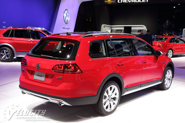 2017 Volkswagen Golf SportWagen Alltrack