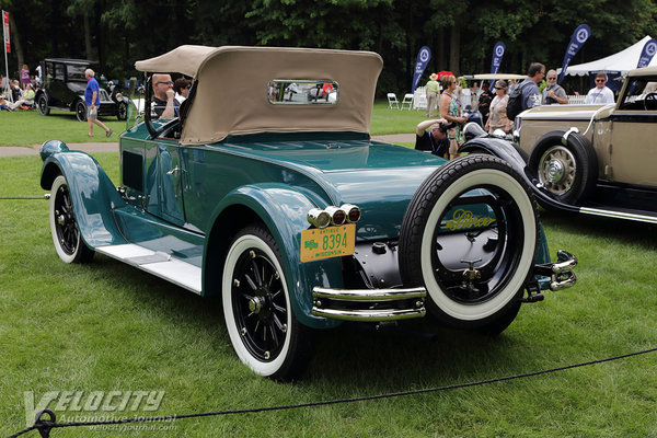 1925 Pierce-Arrow Model 80 runabout