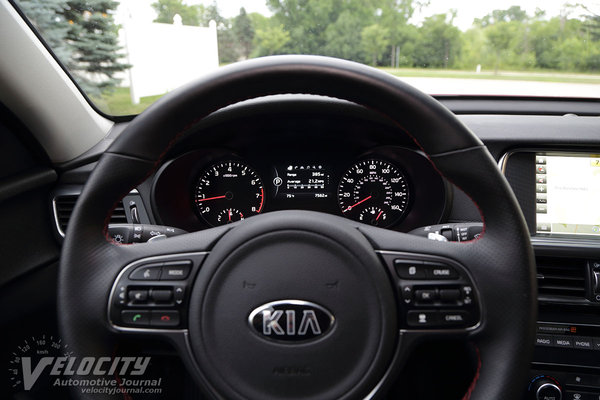 2016 Kia Optima SX Instrumentation