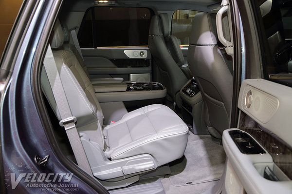 2018 Lincoln Navigator Interior