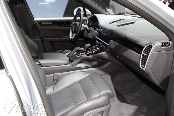 2019 Porsche Cayenne Interior