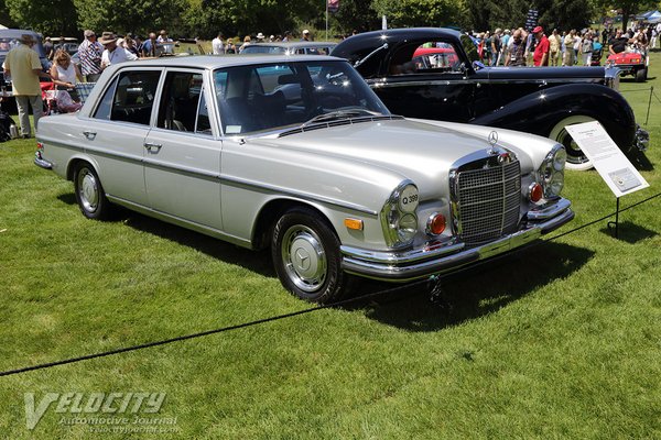 1972 Mercedes-Benz 280SEL Sedan