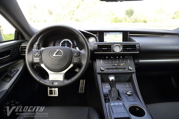 2017 Lexus RC Instrumentation