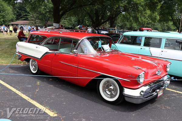 1957 Oldsmobile Super 88 Fiesta wagon