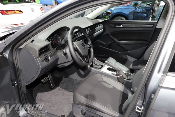 2020 Volkswagen Passat Interior