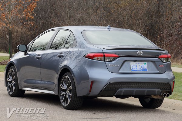 2020 Toyota Corolla XSE sedan