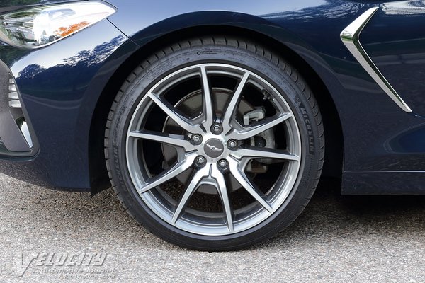 2020 Genesis G70 2.0T Prestige RWD Wheel