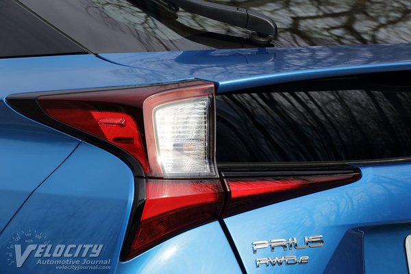 2020 Toyota Prius XLE AWDe