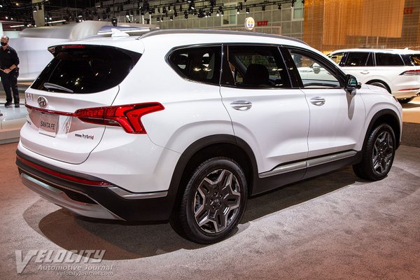 2022 Hyundai Santa Fe hybrid